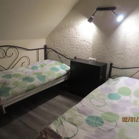 Cudodomek W Mrozach Wielkich Kolo Elku 别墅 *