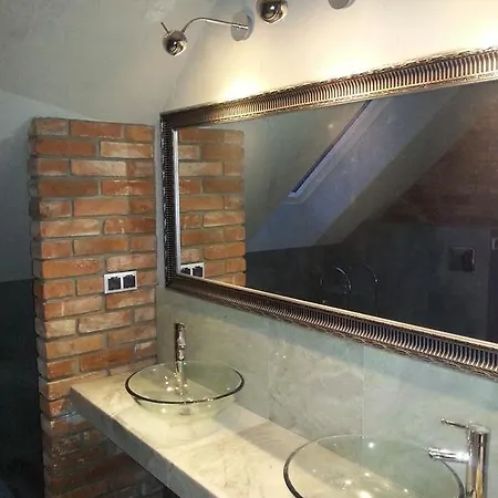 Cudodomek W Mrozach Wielkich Kolo Elku * 厄尔科