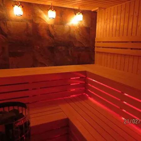 Cudodomek W Mrozach Wielkich Kolo Elku 别墅 厄尔科